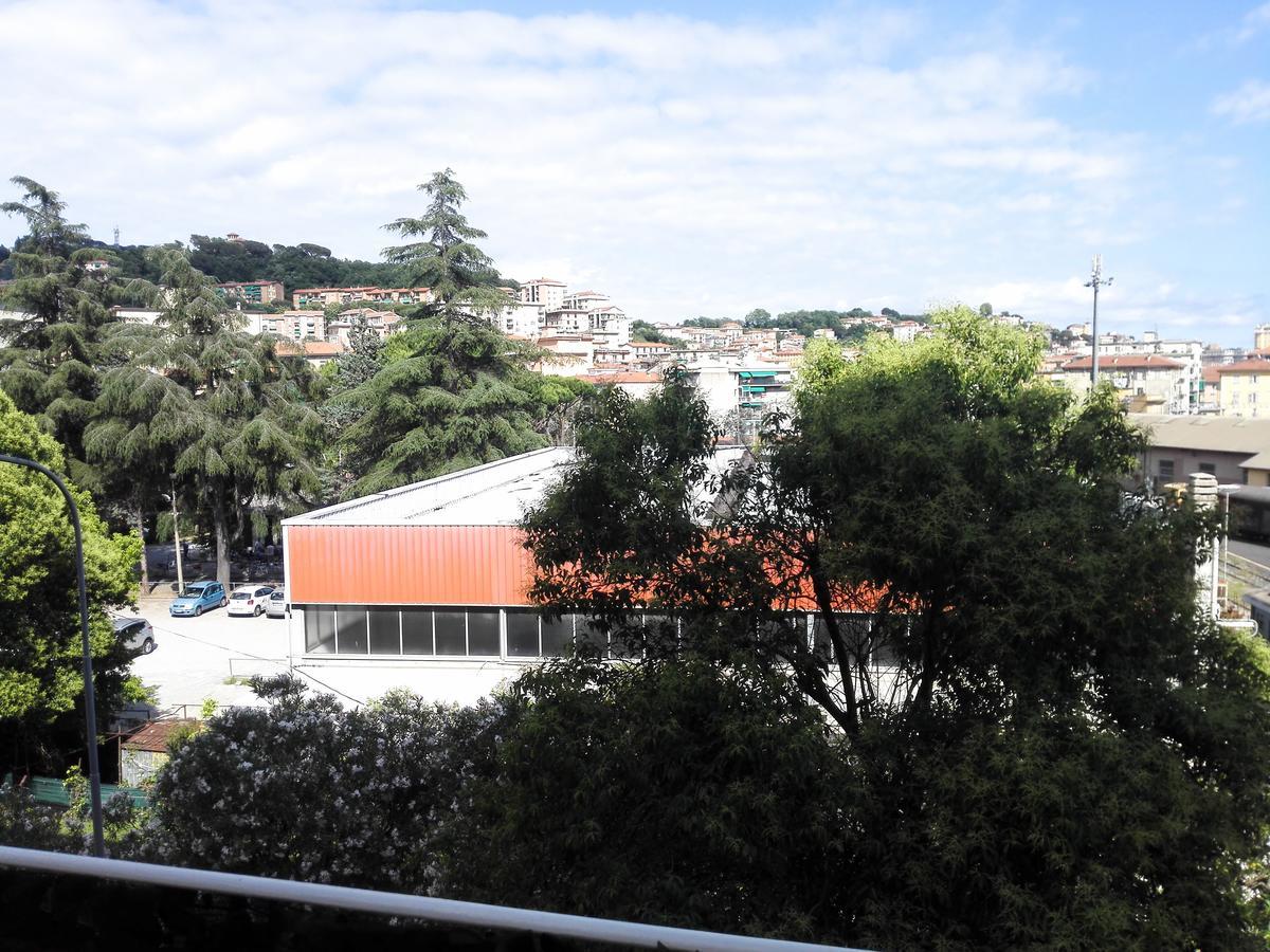 Le Stelle Di Martina- Affittacamere - La Spezia Bagian luar foto