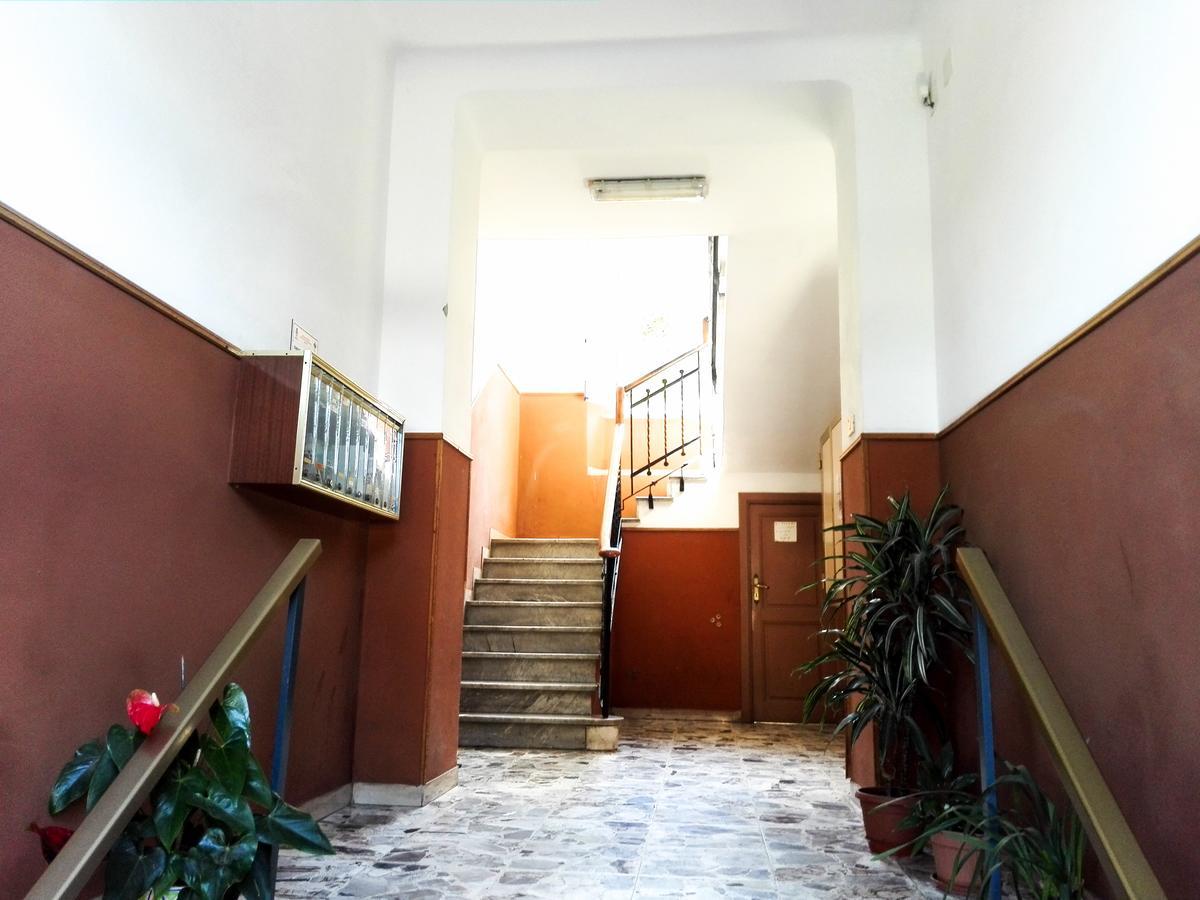 Le Stelle Di Martina- Affittacamere - La Spezia Bagian luar foto
